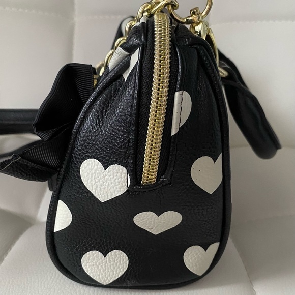 Betsey Johnson Mini Heart Satchel - Picture 8 of 16